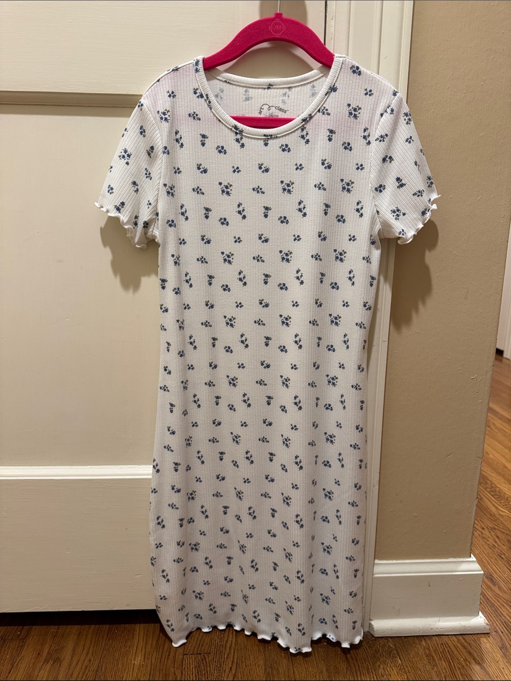 art class White Ribbed Knit Dress with Blue Floral Print